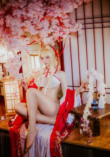 黄色美女网址_1080在线观看视频