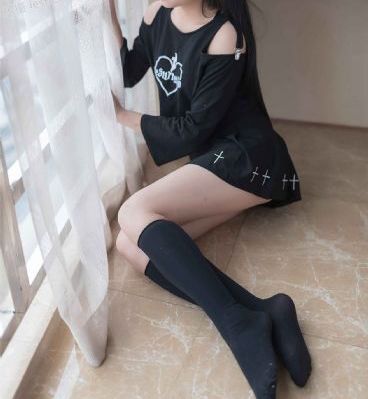 国产黄丝袜精品美女A片_国产剧神马影院在线