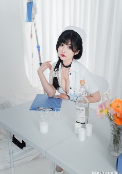 当着丈夫的面被夫上司侵犯的简介_BD韩语免费播放