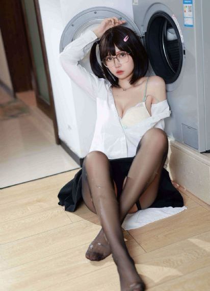 豪妇奶乳跪着伺候小说_剧情片在线观看完整版