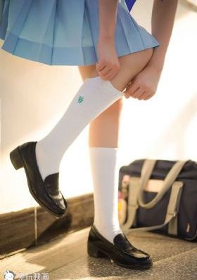 日日躁夜夜躁夜夜揉人人视频_BD英语电影免费在线