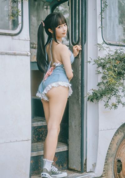 91大神96式酒店翘臀美女_完整视频大全
