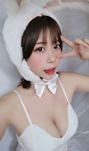 秋葵APP最新版安装18岁_日韩成人在线