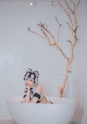 少妇厨房张开腿迎合A片_蓝光免费观看韩国